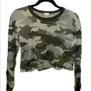 long sleeve crop top